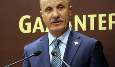 YÖK Başkanı Özvar: Üniversite-sektör iş birliği artık bir zorunluluk