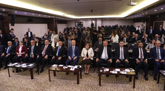 YÖK Başkanı Özvar, Yükseköğretimde Mesleki Eğitimin Yaygınlaştırılması Toplantısı’nda konuştu Açıklaması