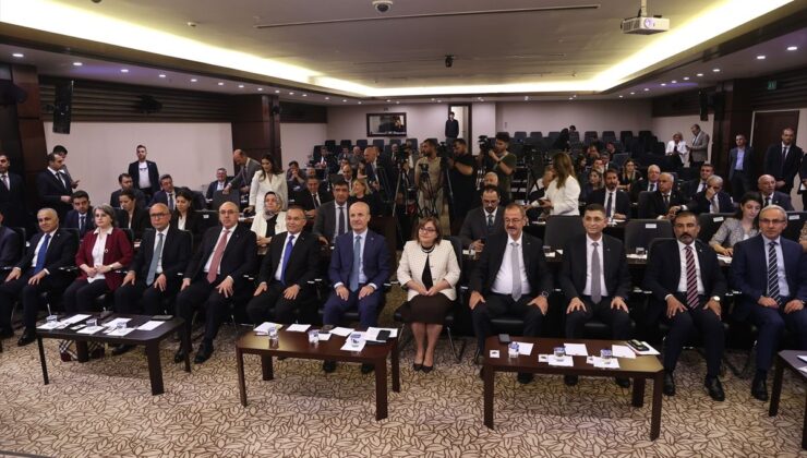 YÖK Başkanı Özvar, Yükseköğretimde Mesleki Eğitimin Yaygınlaştırılması Toplantısı’nda konuştu Açıklaması