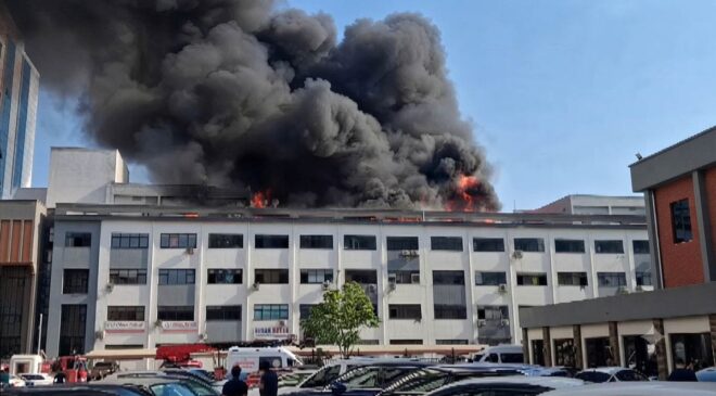 Gaziantep’te iş merkezinde yangın