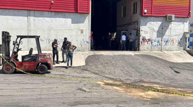 Gaziantep’te üzerine forklift devrilen genç işçi hayatını kaybetti